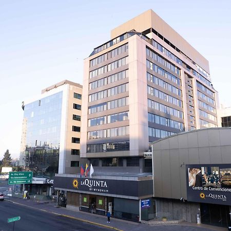 La Quinta By Wyndham Quito Hotel ภายนอก รูปภาพ
