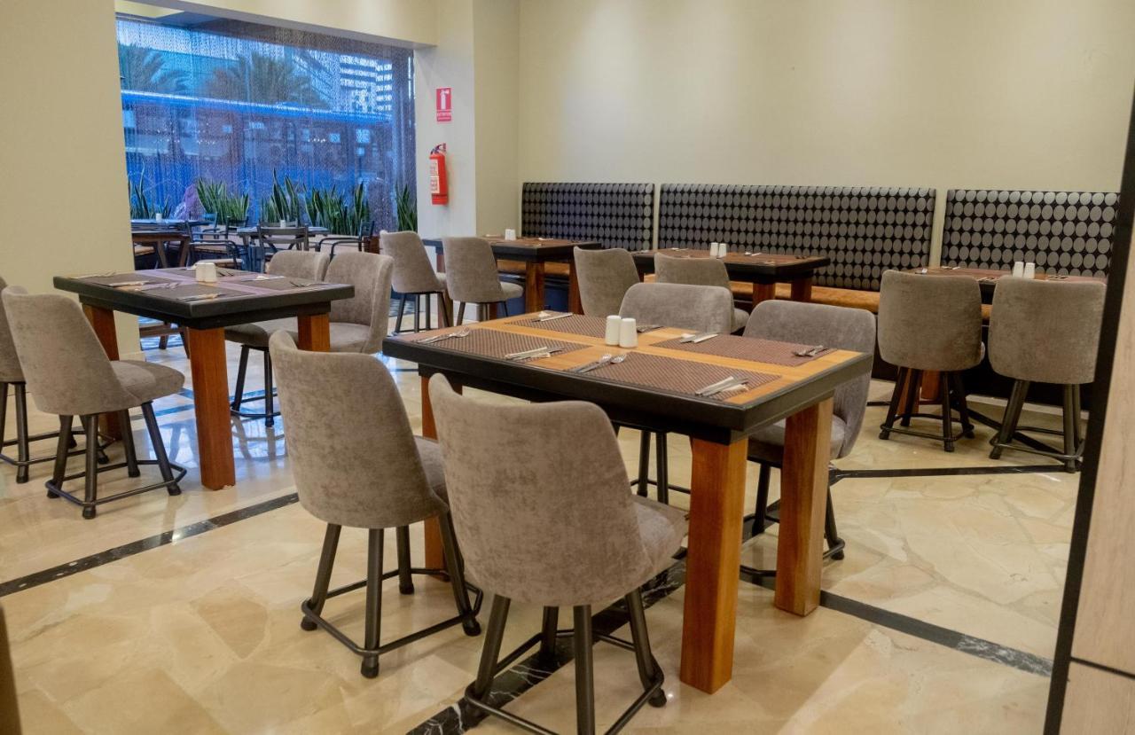 La Quinta By Wyndham Quito Hotel ภายนอก รูปภาพ