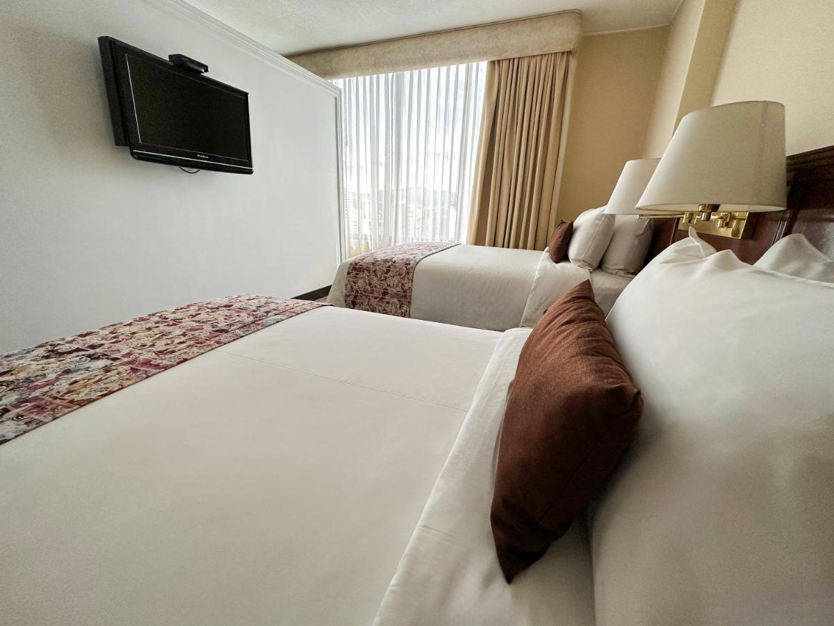 La Quinta By Wyndham Quito Hotel ภายนอก รูปภาพ