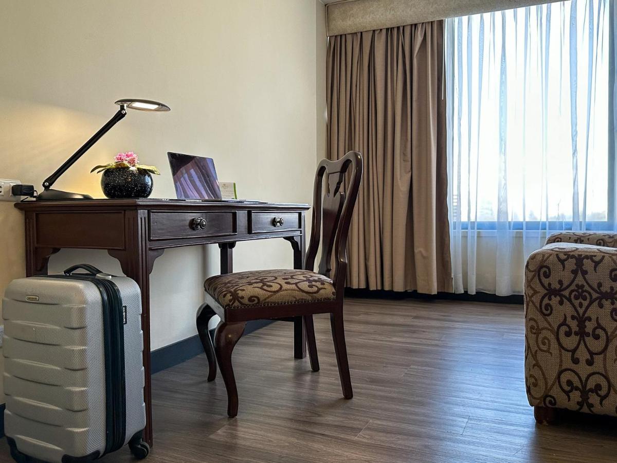 La Quinta By Wyndham Quito Hotel ภายนอก รูปภาพ