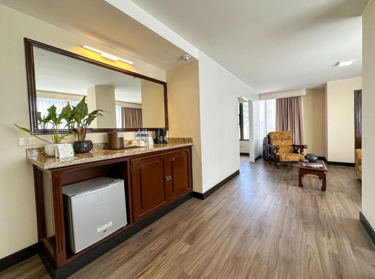 La Quinta By Wyndham Quito Hotel ภายนอก รูปภาพ
