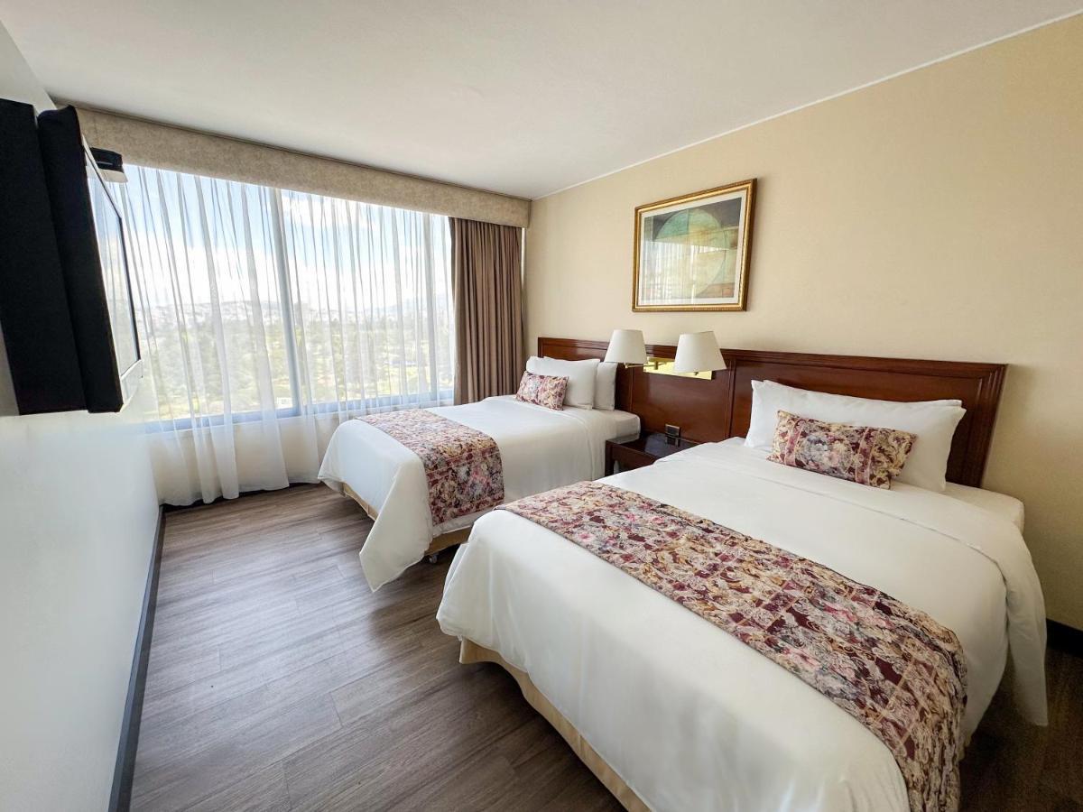 La Quinta By Wyndham Quito Hotel ภายนอก รูปภาพ