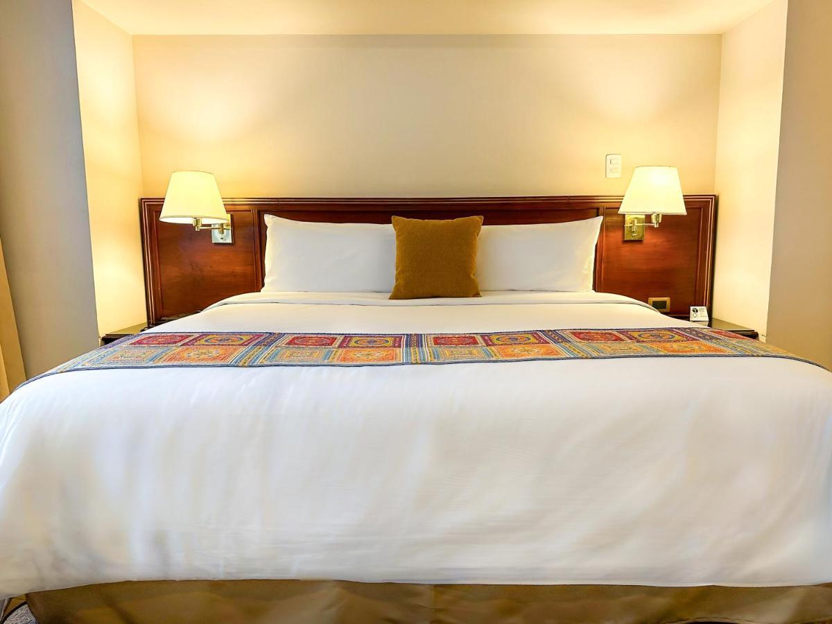 La Quinta By Wyndham Quito Hotel ภายนอก รูปภาพ