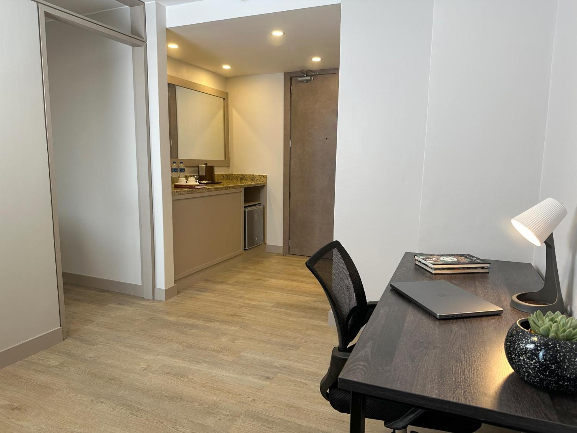 La Quinta By Wyndham Quito Hotel ภายนอก รูปภาพ